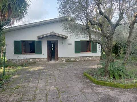 casa indipendente in vendita a Velletri
