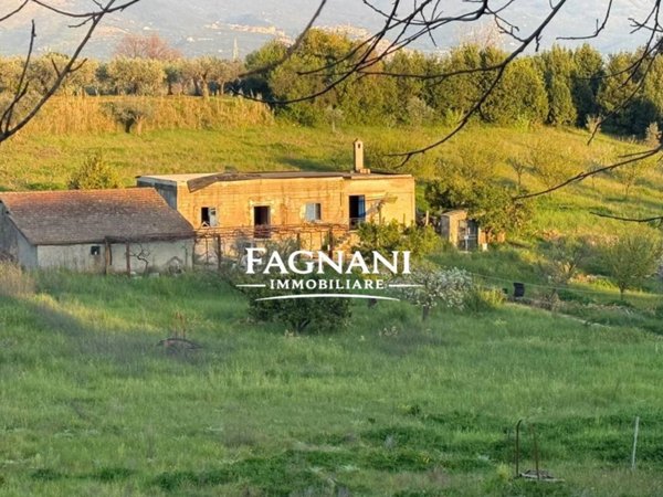 casa indipendente in vendita a Velletri