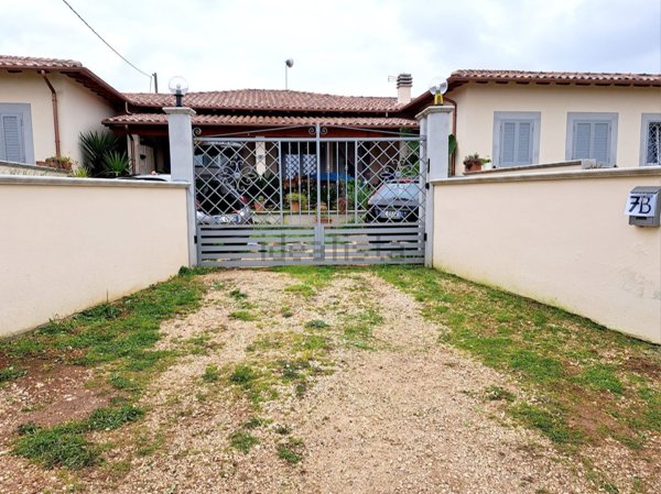 casa indipendente in vendita a Velletri