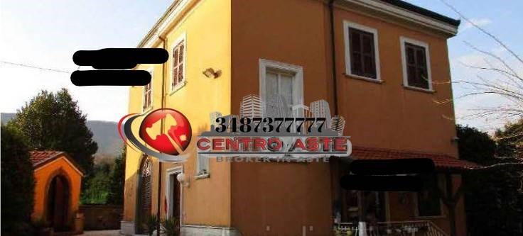 casa indipendente in vendita a Velletri