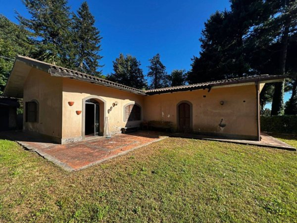 casa indipendente in vendita a Velletri