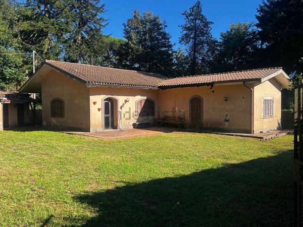 casa indipendente in vendita a Velletri