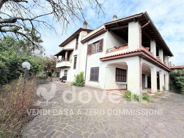 casa indipendente in vendita a Velletri