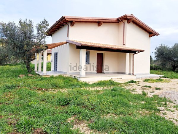 casa indipendente in vendita a Velletri