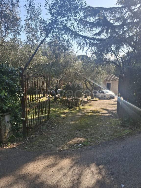 casa indipendente in vendita a Velletri