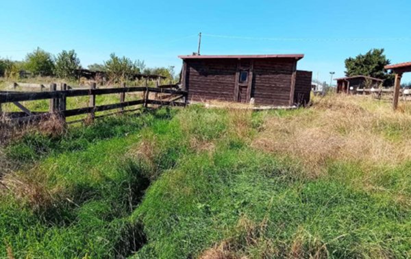 locale di sgombero in vendita a Velletri