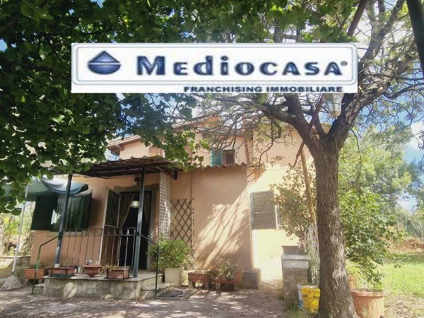 casa indipendente in vendita a Velletri