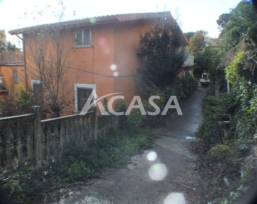casa indipendente in vendita a Velletri
