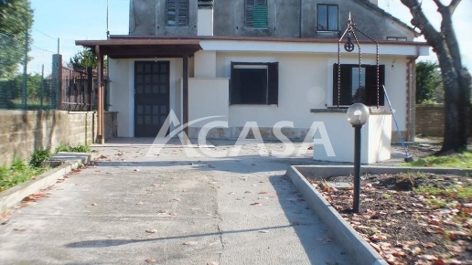 casa indipendente in vendita a Velletri