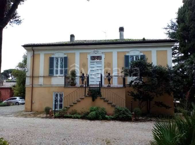 casa indipendente in vendita a Velletri