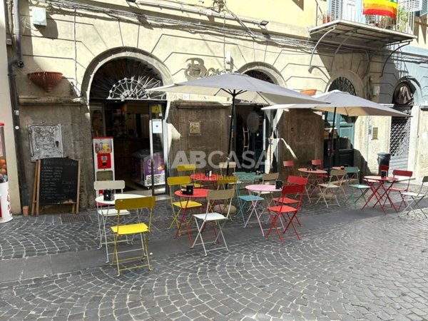 negozio in vendita a Velletri