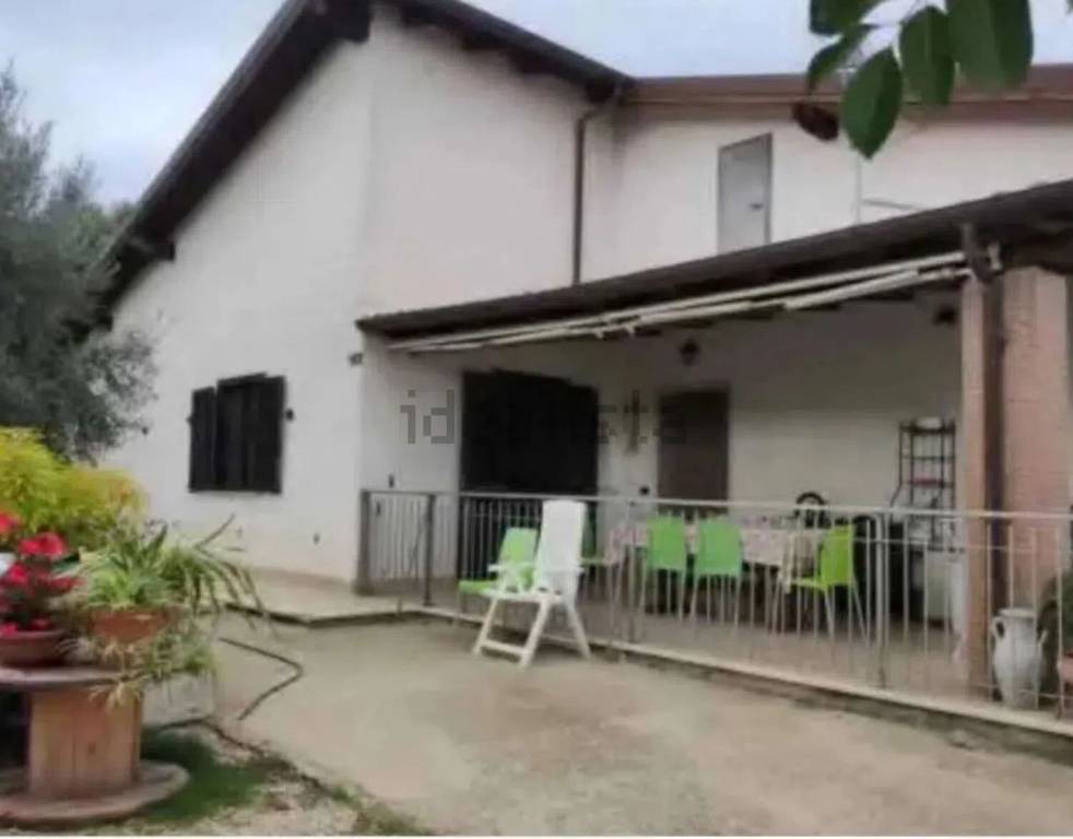 casa indipendente in vendita a Velletri