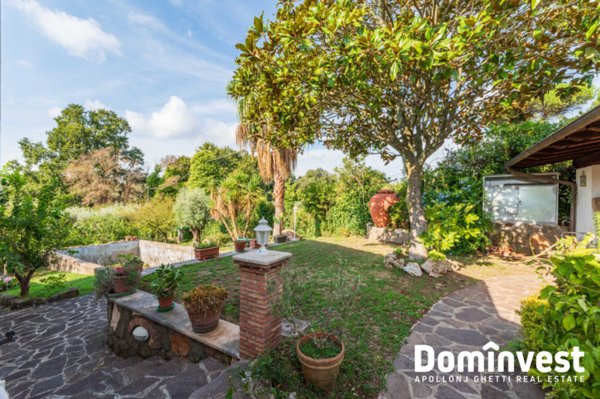 casa indipendente in vendita a Velletri