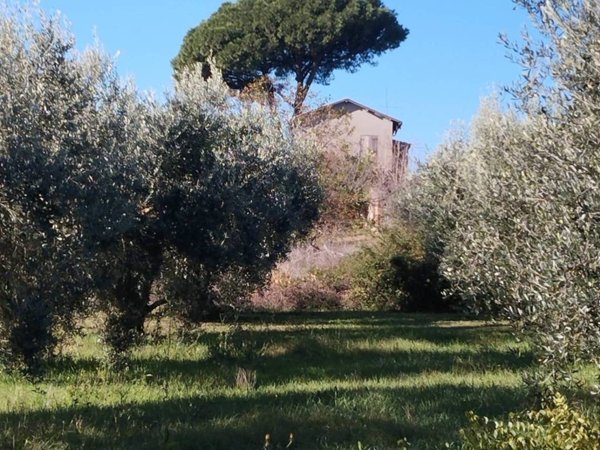 casa indipendente in vendita a Velletri