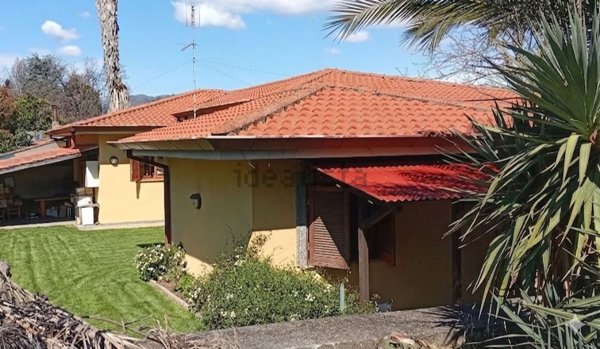 casa indipendente in vendita a Velletri