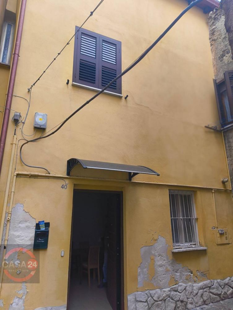 casa indipendente in vendita a Velletri