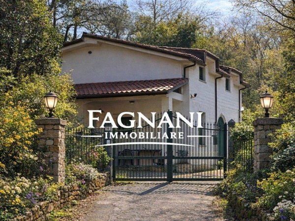 casa indipendente in vendita a Velletri