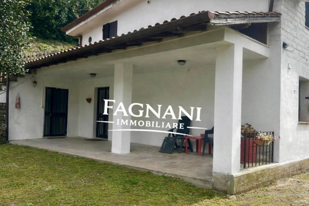 casa indipendente in vendita a Velletri