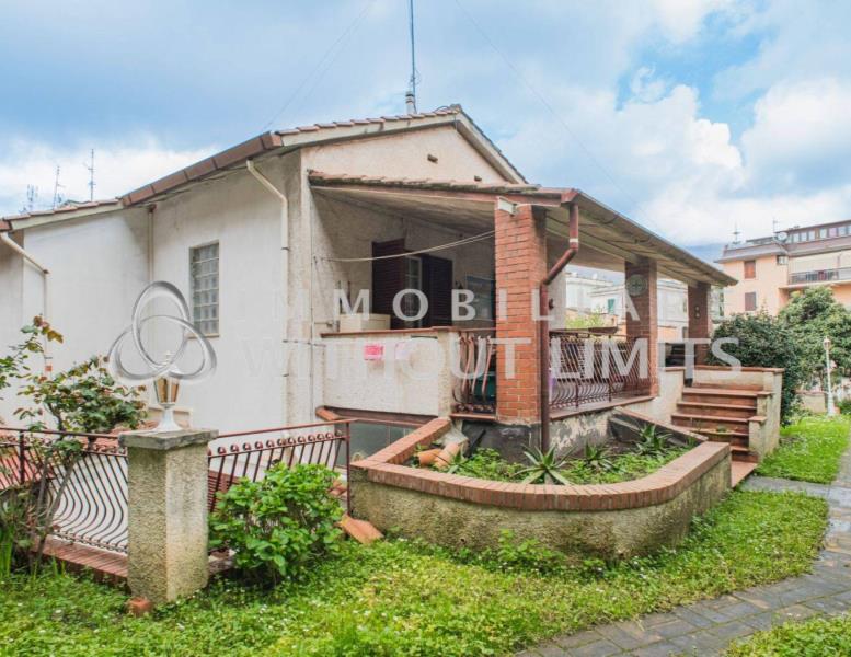 casa indipendente in vendita a Velletri