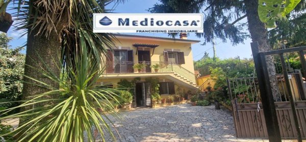 casa indipendente in vendita a Velletri