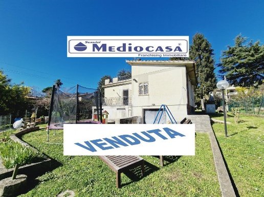 casa indipendente in vendita a Velletri