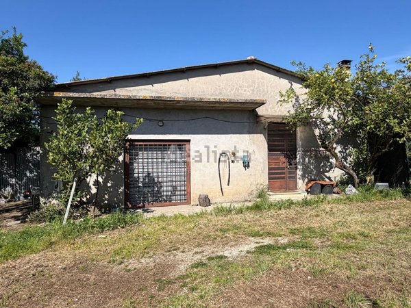 casa indipendente in vendita a Velletri