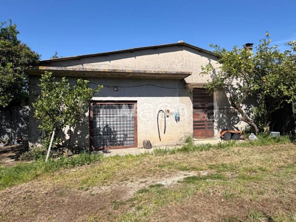 casa indipendente in vendita a Velletri