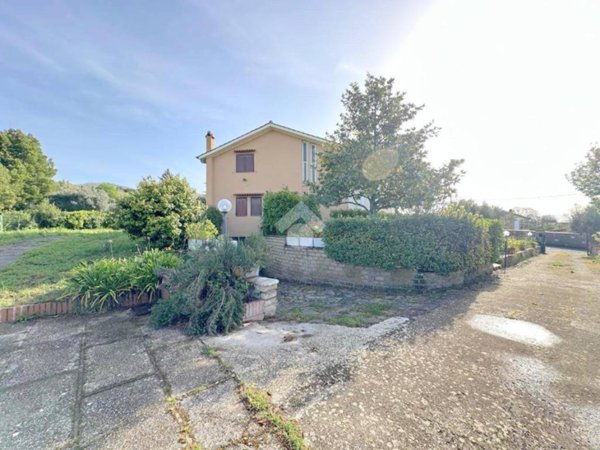 casa indipendente in vendita a Velletri