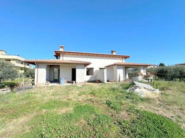 casa indipendente in vendita a Velletri