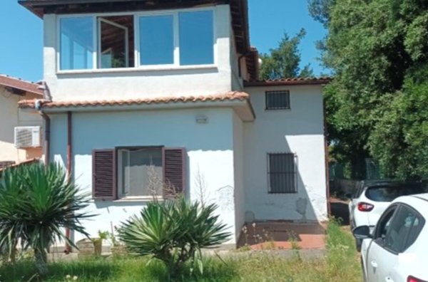 casa indipendente in vendita a Velletri