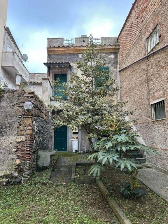 casa indipendente in vendita a Velletri