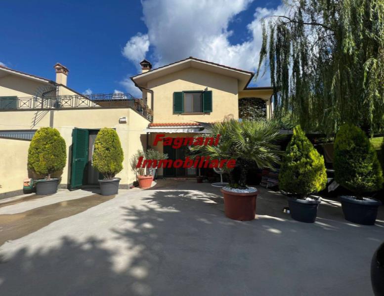 casa indipendente in vendita a Velletri