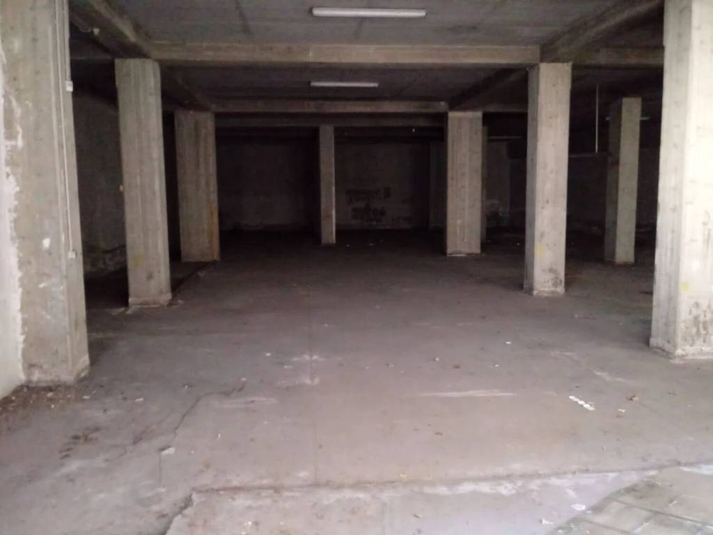 negozio in vendita a Velletri