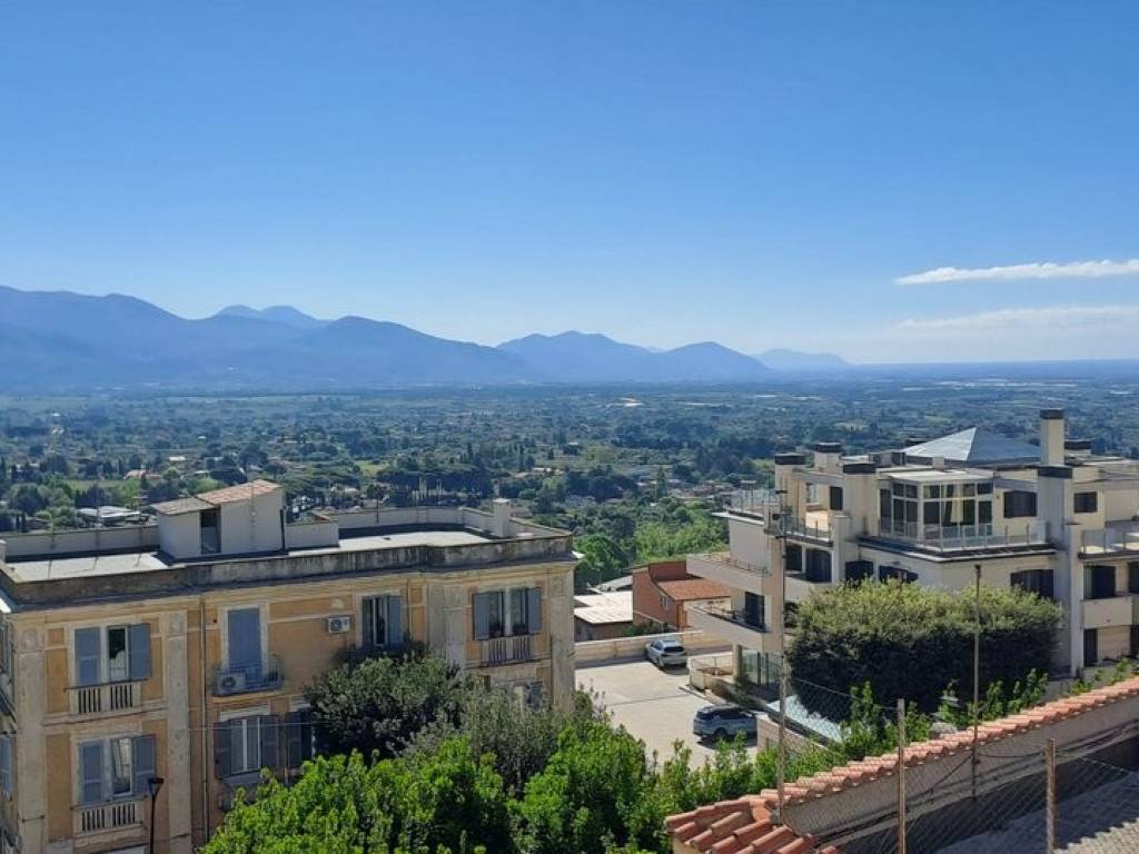 appartamento in vendita a Velletri
