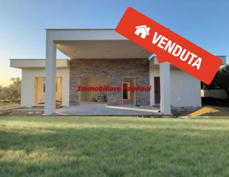 casa indipendente in vendita a Velletri