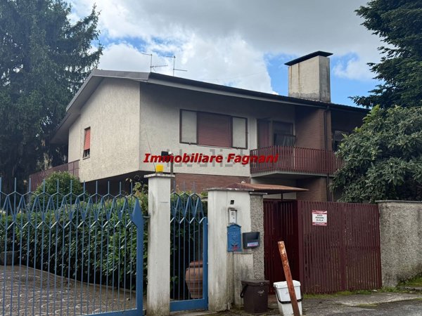 casa indipendente in vendita a Velletri