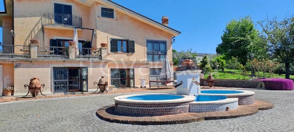 casa indipendente in vendita a Velletri