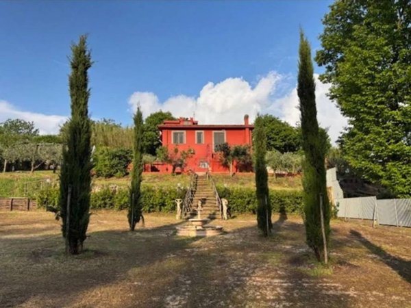 casa indipendente in vendita a Velletri