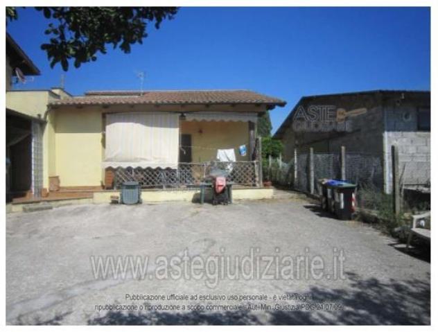 casa indipendente in vendita a Velletri