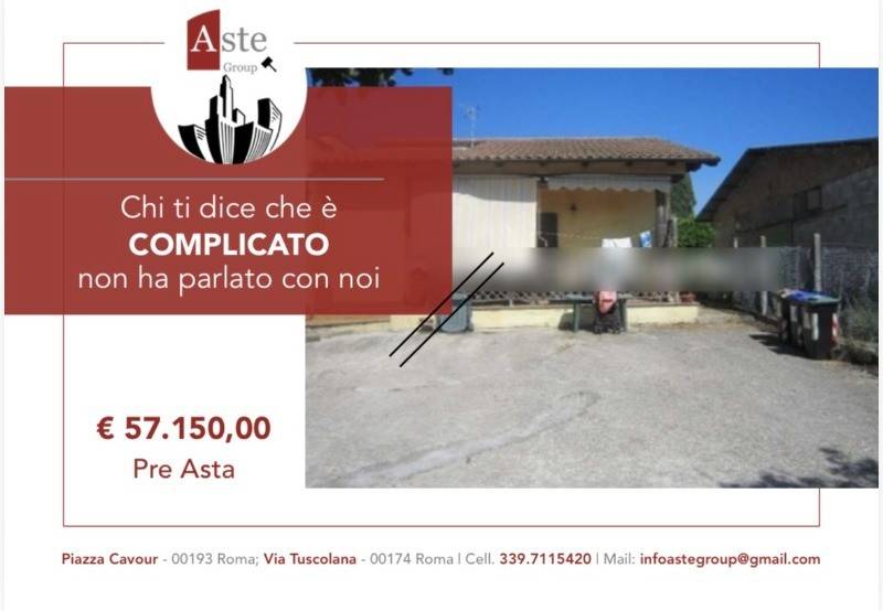 casa indipendente in vendita a Velletri