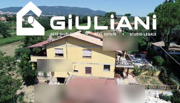 casa indipendente in vendita a Velletri