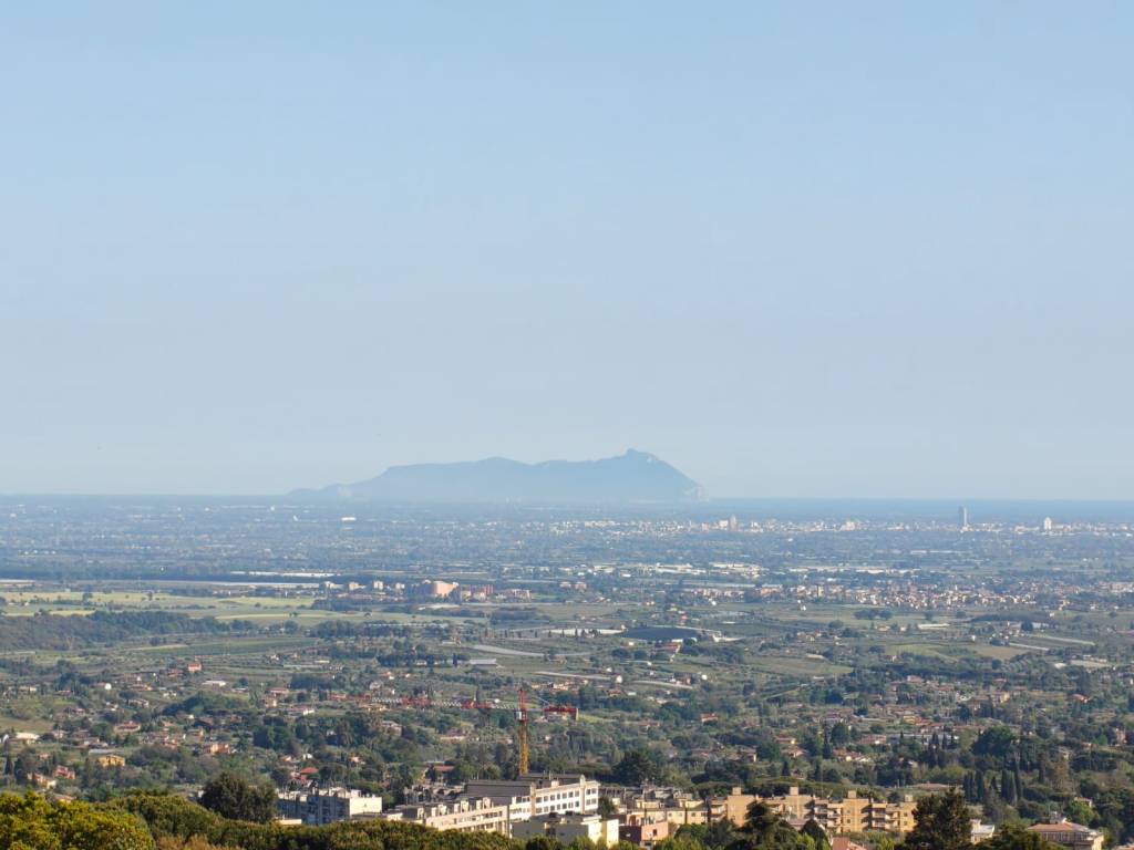 casa indipendente in vendita a Velletri