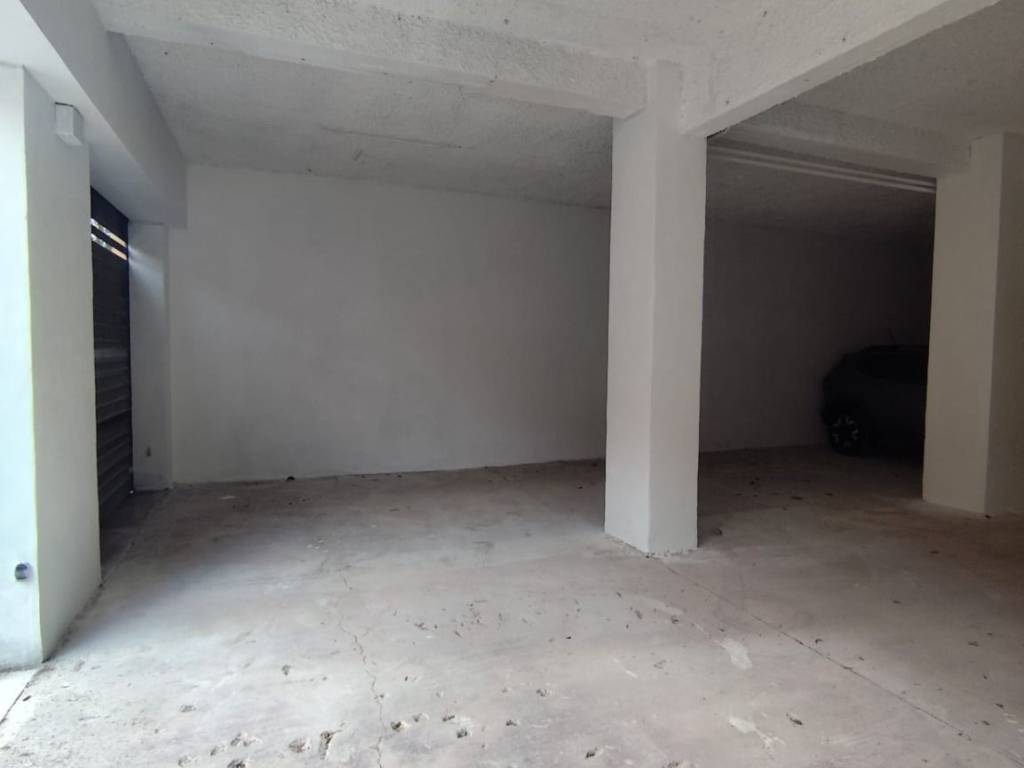 negozio in vendita a Velletri