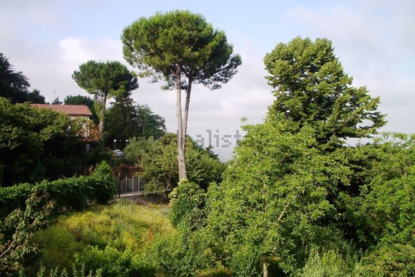 casa indipendente in vendita a Velletri