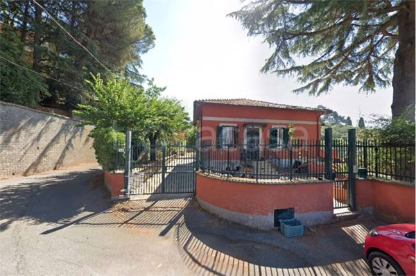 casa indipendente in vendita a Velletri
