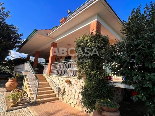 casa indipendente in vendita a Velletri