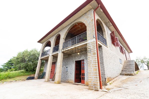 casa indipendente in vendita a Velletri