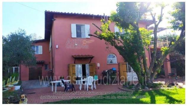 casa indipendente in vendita a Velletri