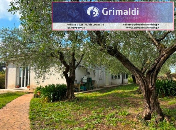 casa indipendente in vendita a Velletri