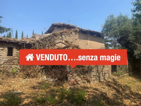 casa indipendente in vendita a Velletri